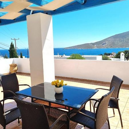 Zafeiris Apartments Livadia  Bagian luar foto