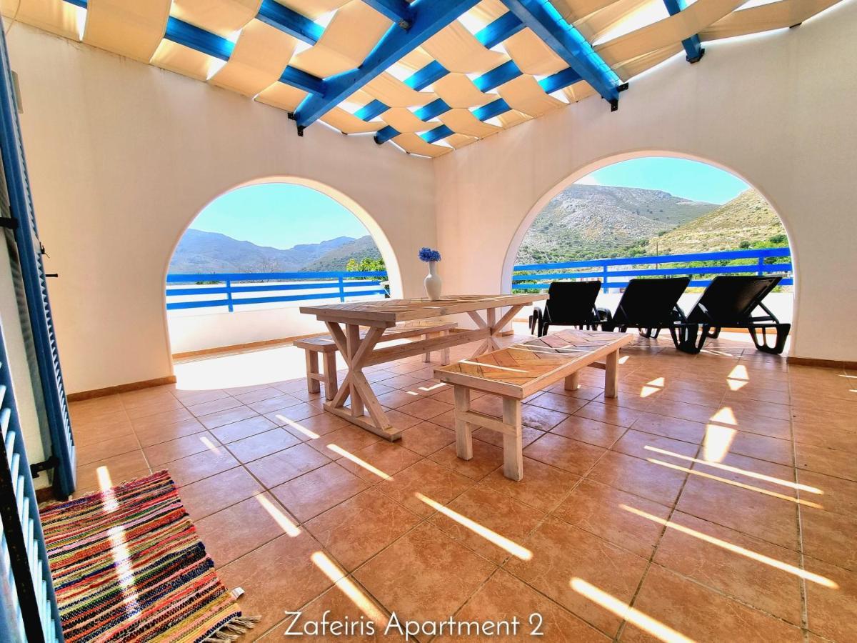 Zafeiris Apartments Livadia  Bagian luar foto