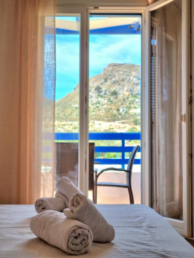 Zafeiris Apartments Livadia  Bagian luar foto