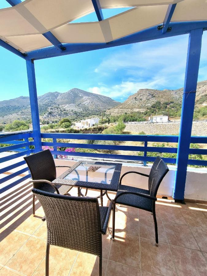Zafeiris Apartments Livadia  Bagian luar foto