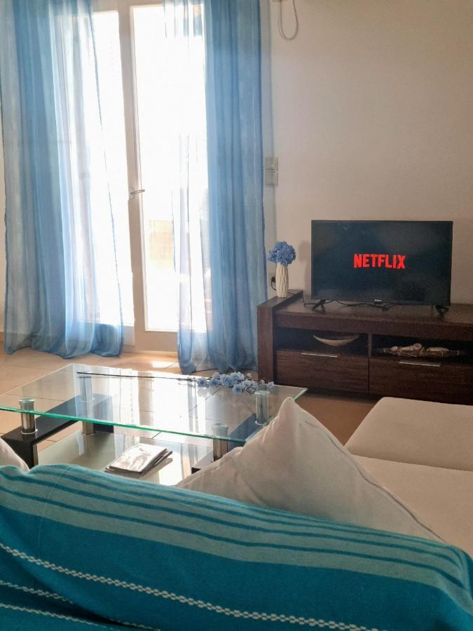 Zafeiris Apartments Livadia  Bagian luar foto