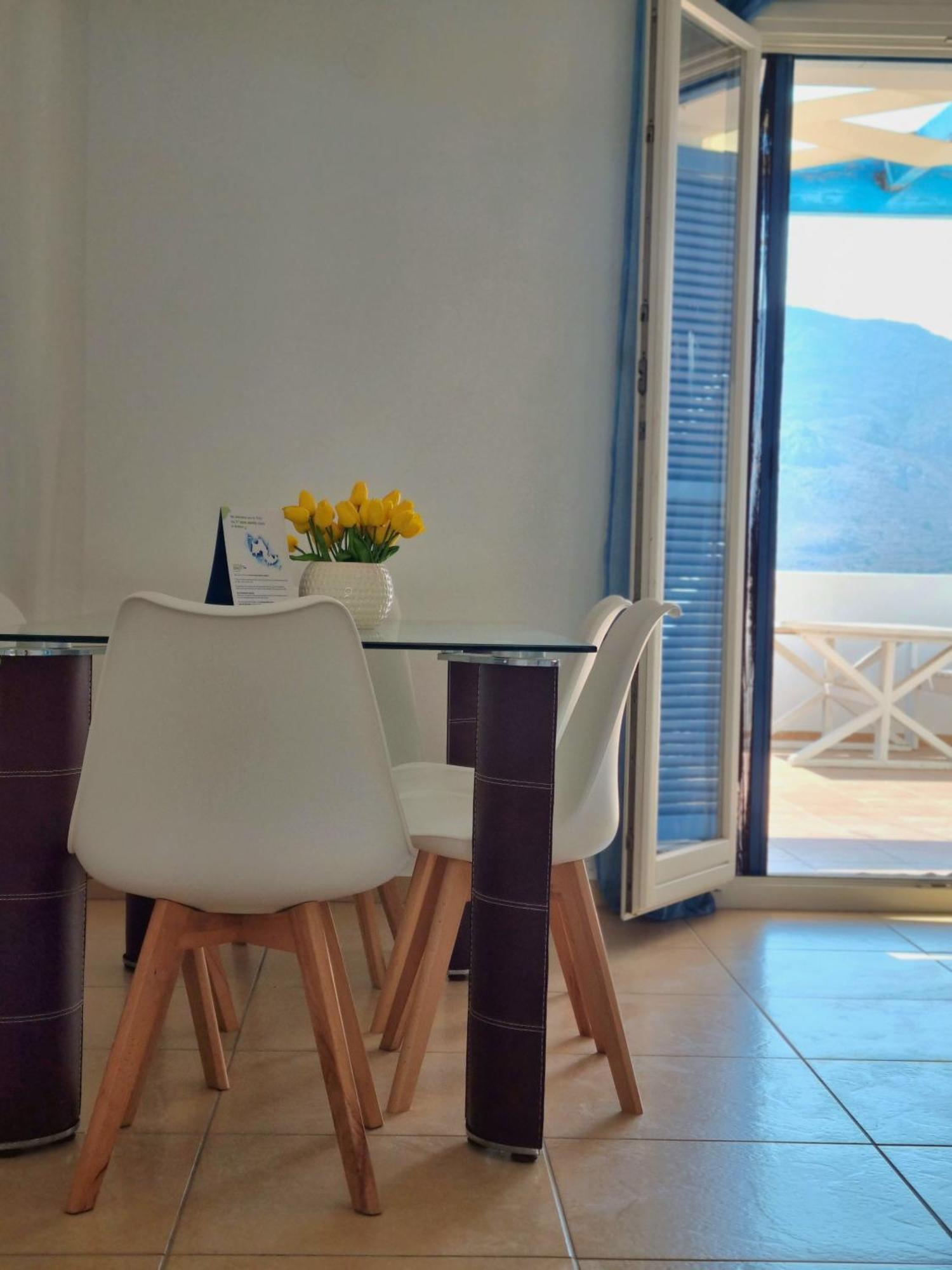 Zafeiris Apartments Livadia  Ruang foto